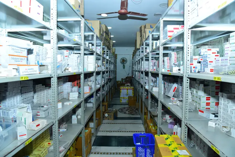Climate-controlled medicines store